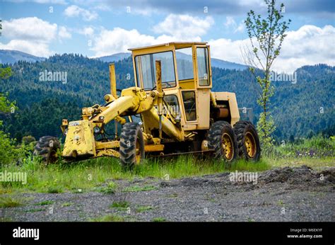 Old graders hi-res stock photography and images - Alamy