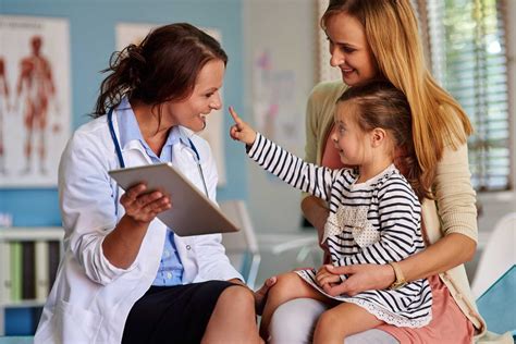 Good Pediatrician: How to Find One You Trust | Reader's Digest