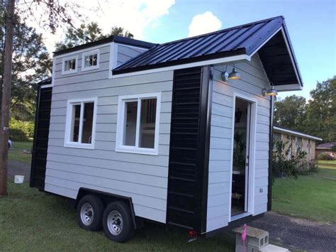 Cool! This Tiny House on Wheels Has a Surprisingly Cozy Design - Tiny ...