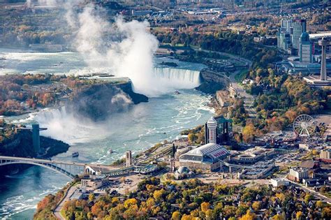 Amazing Niagara Falls Tourist Attractions You Have To See