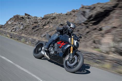 The All-New Ducati Diavel 1260 Is One Mean-Looking Cruiser - Asphalt ...