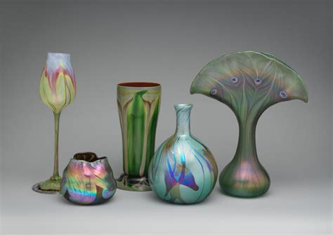 Tiffany Glass and Art Nouveau Movement | DailyArt Magazine