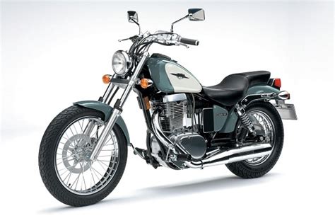 Suzuki Suzuki Boulevard S40 - Moto.ZombDrive.COM