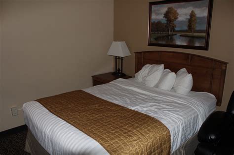 COCO KEY OMAHA HOTEL AND WATER RESORT - 71 Photos & 62 Reviews - Venues ...