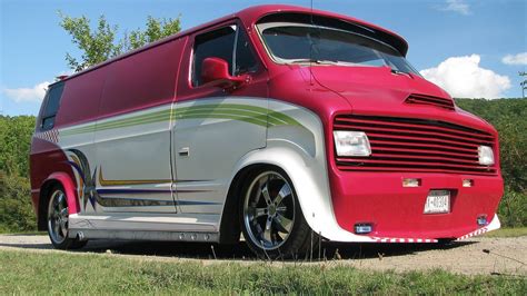 10 Outrageous Dodge Custom Vans | Dodgeforum