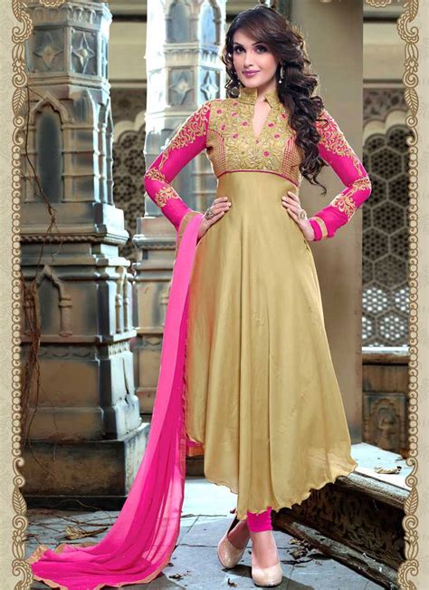 Latest Indian Ethnic Wear Dresses & Stylish Suits Formal Collection for ...