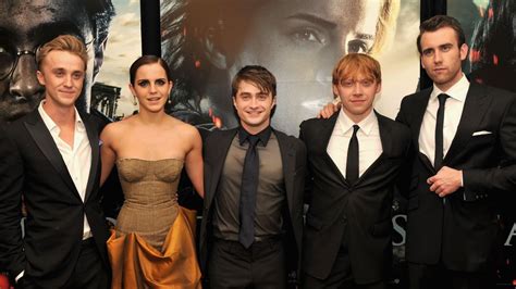 Harry Potter Cast Reunites In Time For The Holidays