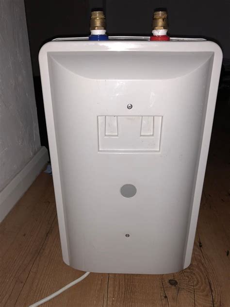 Hyco water heater 15 litre in WS11 Chase for £70.00 for sale | Shpock