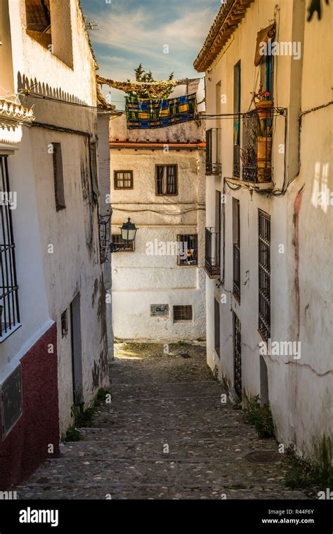 traditional spanish architecture. spanish buildings,houses,street view ...