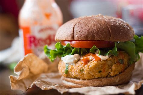 15 Must-Try Vegan Burgers - Connoisseurus Veg