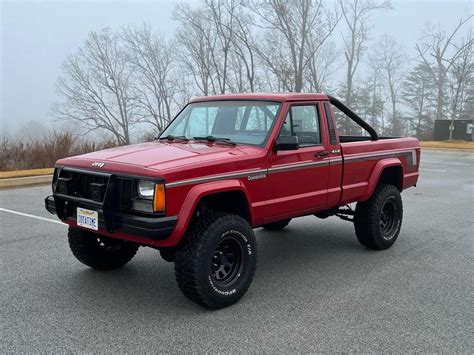 Is the Jeep Comanche the Perfect Classic Truck Bargain?