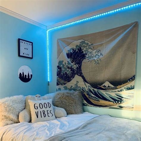 20+ Aesthetic Room Ideas: Perfect Aesthetic Decor for 2024 | Displate Blog