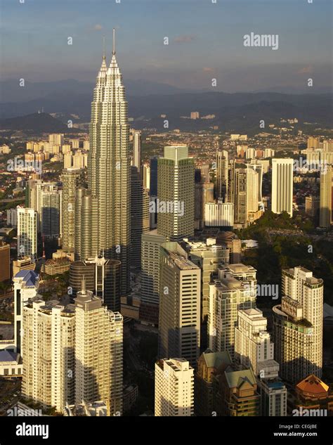 Kuala Lumpur skyline Stock Photo - Alamy