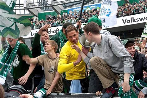 Die Werder-Fans feiern Platz 3 | News