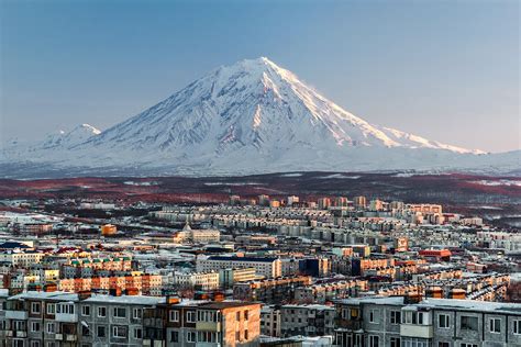 These Major Cities Are Very Close to Active Volcanoes