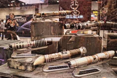 A Closer Look at the Lightsabers of Star Wars: Galaxy’s Edge ...