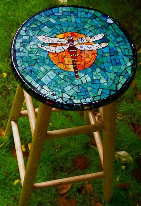 21 Magnificent DIY Mosaic Garden Decorations For Your Inspiration