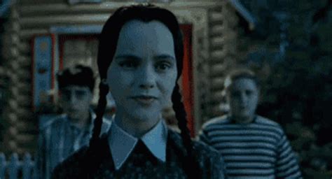 Wednesday Addams Smile GIF - WednesdayAddams Smile Scared - Discover ...