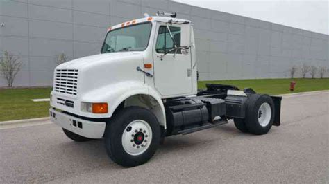 International Single Axle Day Cab Semi Tractor Super Clean Low Miles No ...