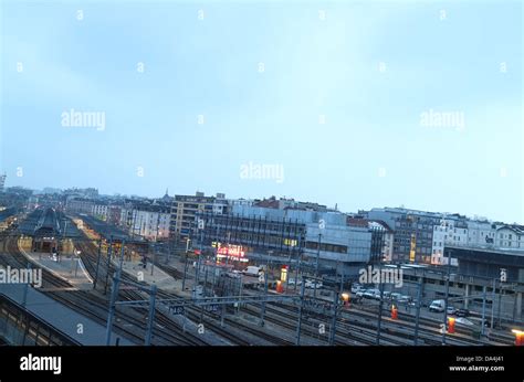 Geneva Central Station Stock Photo - Alamy