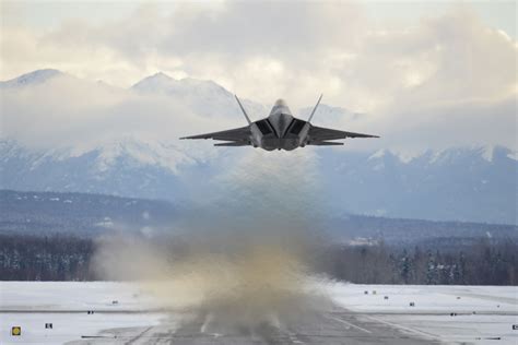 The Lockheed Martin F-22 Raptor: Everything You Need To Know