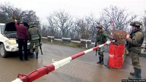 Russian Border Guards Set Up Road Checkpoints in Southern Armenia - The ...