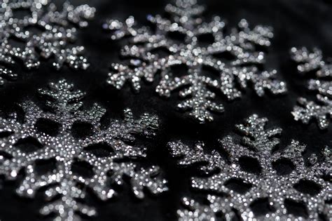 Photo of snowflake decorations | Free christmas images