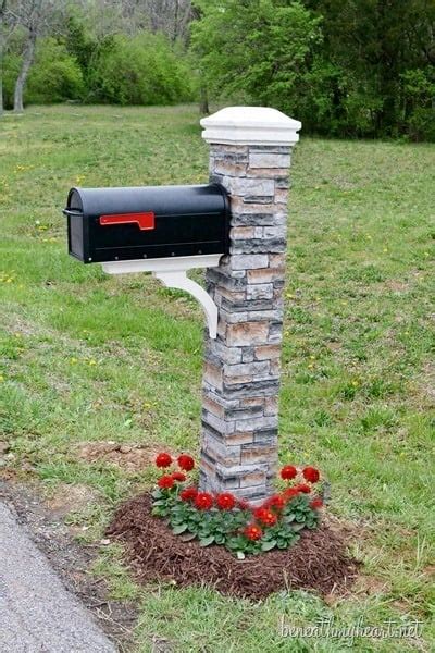 DIY Mailbox Ideas | Remodelaholic