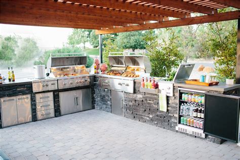 Outdoor Kitchen Design | Outdoor Kitchens | ClifRock