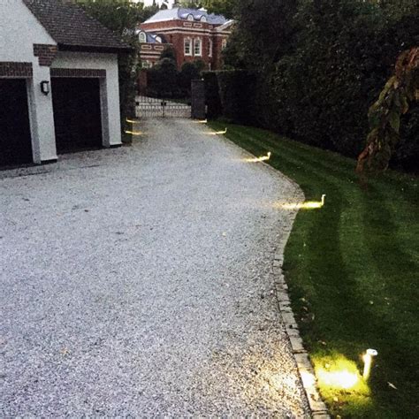 Low hanging light fittings: Driveway lights