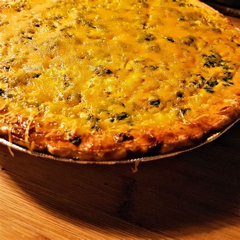 Cheese and Crab Quiche – Evelyn Chartres