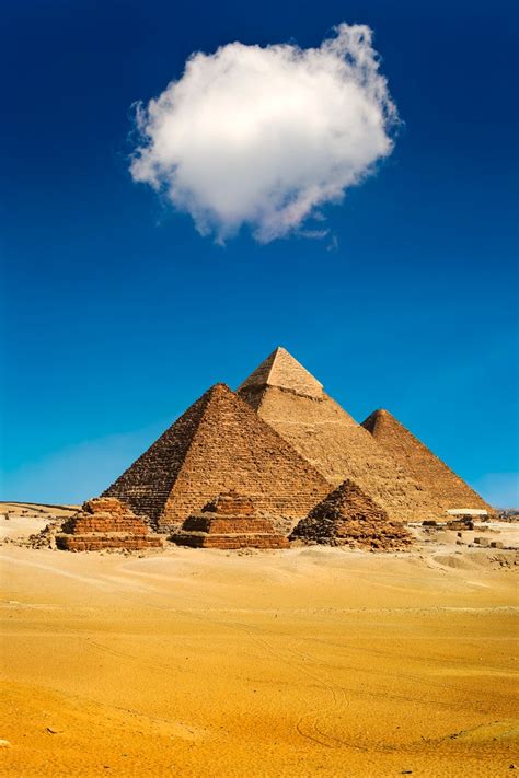 Facts About the Great Pyramids of Giza | Architectural Digest