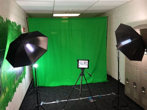 Green Screen Lighting: Our Complete Guide