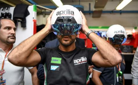 Aprilia MotoGP Team Introduces Augmented Reality Helmets For Pit Crew ...