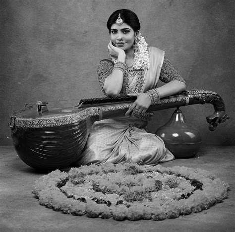 What is Saraswati Veena? The Definition for Saraswati Veena