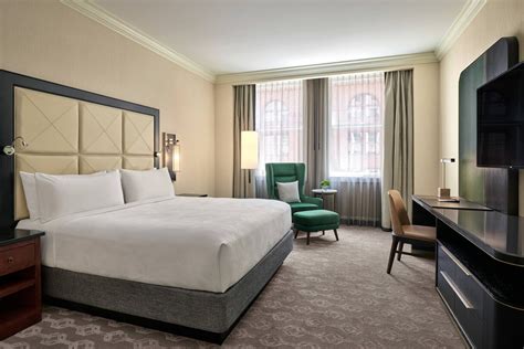 Downtown Chicago Hotels near Grant Park | JW Marriott Chicago