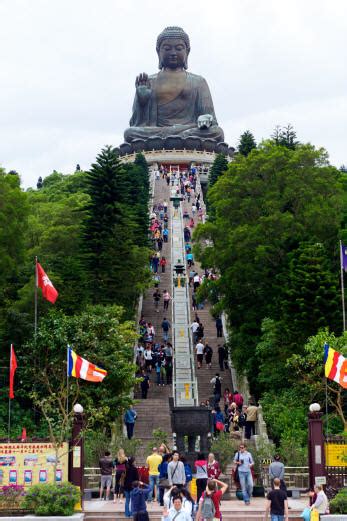 Tian Tan Big Buddha