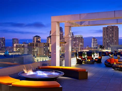 Best rooftop bars in Washington, DC for outdoor drinking