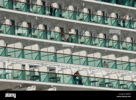 Balcony cabins on P&O cruise ship "Ventura Stock Photo - Alamy