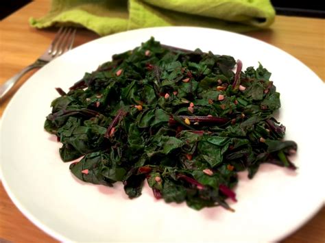 Beet Greens: The Super Food You've Been Throwing Out - LottaVeg