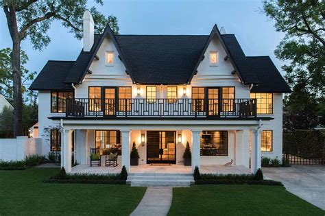 Historic Tudor-style home in Houston gets a bold modern transformation ...