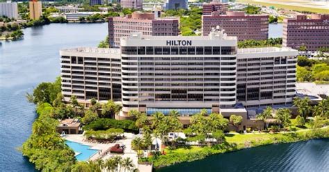 Top 15 Hotels Near Miami Cruise Port | CruiseTipsTV