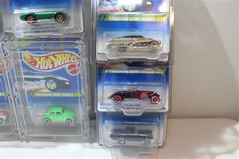 Hot Wheels 1995 Treasure Hunt COMPLETE SET Camaro & VW Bug Are in Coval ...