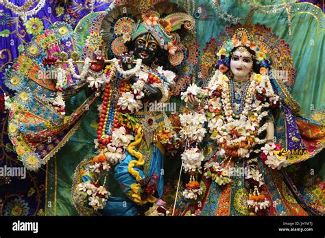 Top 999+ vrindavan krishna images – Amazing Collection vrindavan ...