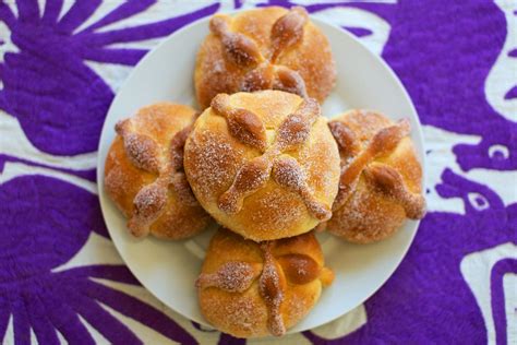 Pan de Muerto Recipe: Mexican Day of the Dead Bread