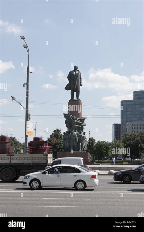 Lenin Statue from Moscow, Russia Stock Photo - Alamy