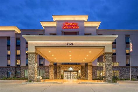 Hampton Inn and Suites Ames Hotel (Ames (IA)) - Deals, Photos & Reviews