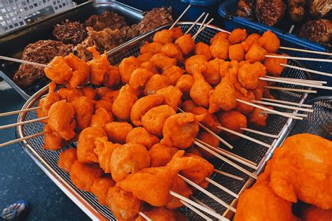 17 Popular Filipino Street Food Dishes To Try In The Philippines 2023 ...