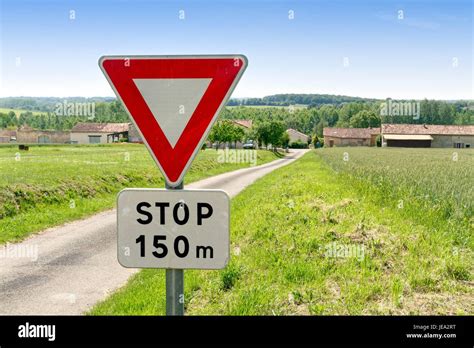 Give way road sign france hi-res stock photography and images - Alamy