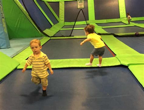 5 Important Tips for Taking Your Kids to a Trampoline Park - Orlando ...